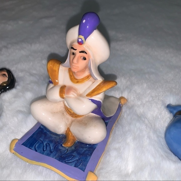 Disney’s Aladdin Figurines - Picture 4 of 8